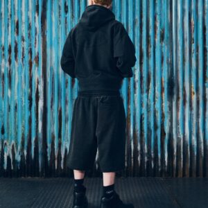 ISLAND KNOCKOUT SWEATSHORT [BLACK] - Image 5