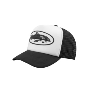 ISLAND PUFF PRINT TRUCKER HAT [WHITE/BLACK]
